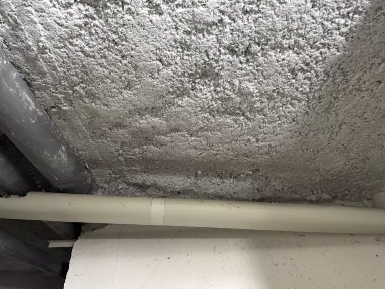 Isolation de plancher bas en résidence à Voiron