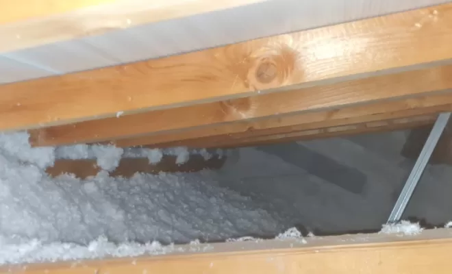 Soufflage combles perdus et sous rampant de toiture