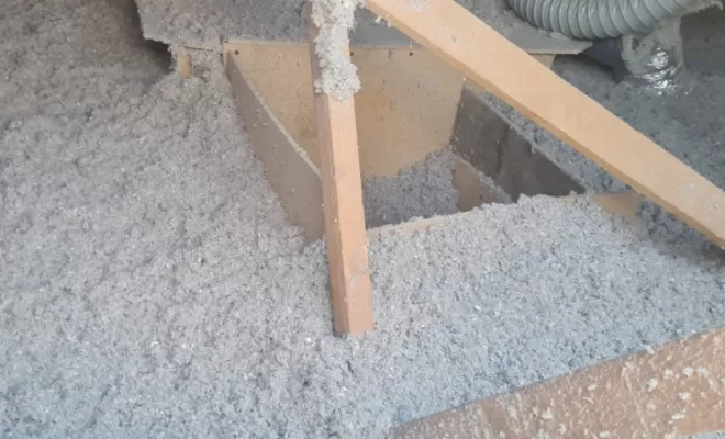 trappe d'accès et contour à Viviers du Lac