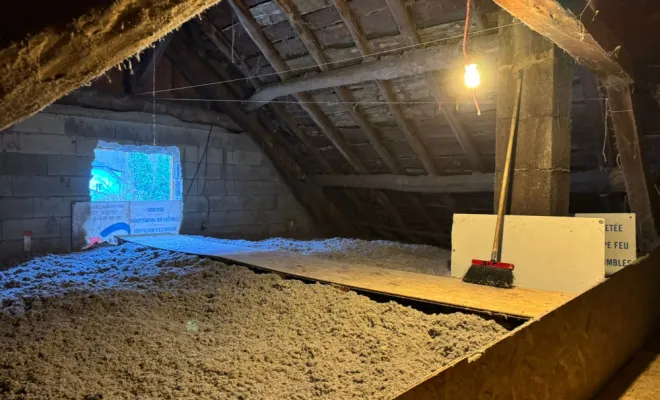 Isolation de combles perdus par soufflage de ouate de cellulose à Annecy