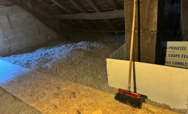 Isolation de combles perdus par soufflage de ouate de cellulose à Annecy
